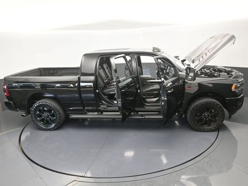 Used 2024 RAM 3500 Laramie w/ Night Edition image 84