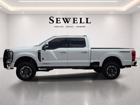 Used 2024 Ford F250 Platinum w/ Tremor Off-Road Package AWD/4WD image 2
