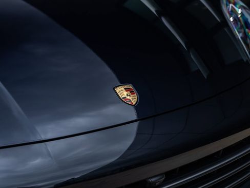 Certified 2023 Porsche Cayenne S Platinum AWD/4WD image 21