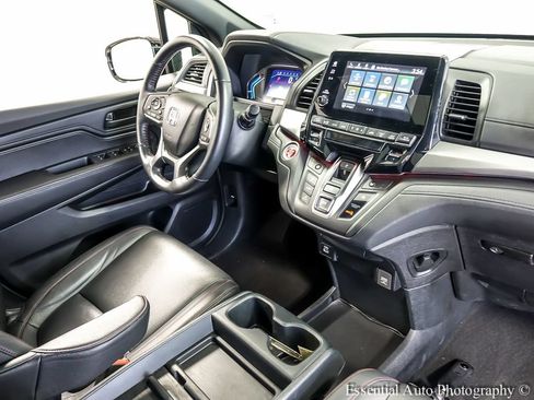 Used 2023 Honda Odyssey Sport image 25