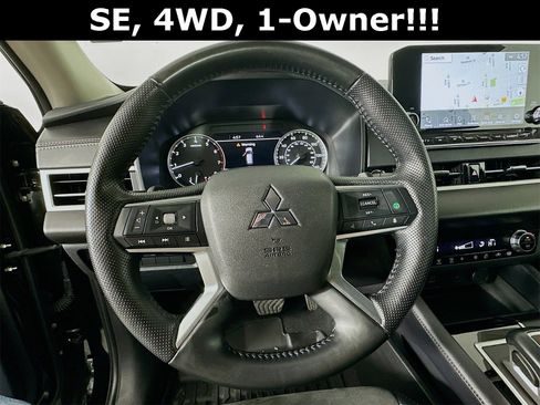Used 2024 Mitsubishi Outlander SE image 12