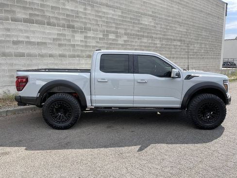 Used 2026 Ford F150 Raptor AWD/4WD image 34