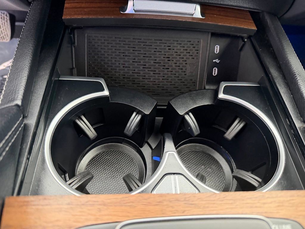 Used 2025 Mercedes-Benz GLE 350 4MATIC image 50
