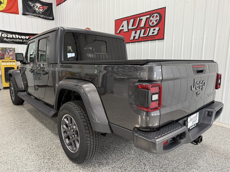 Used 2021 Jeep Gladiator Sport w/ Quick Order Package 24Q 80Th AWD/4WD image 24