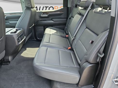 Used 2024 GMC Sierra 1500 Elevation w/ Elevation Premium Package AWD/4WD image 24
