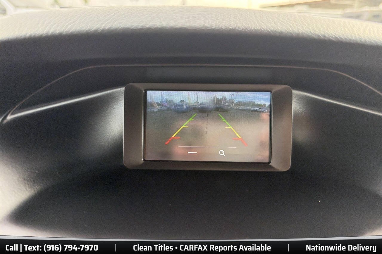 Used 2018 Ford Focus SE FWD image 21
