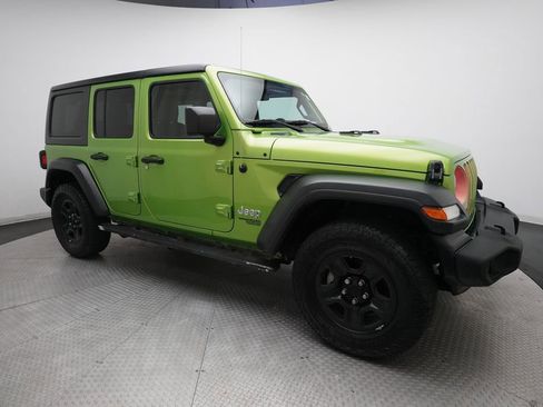 Used 2018 Jeep Wrangler Unlimited Sport AWD/4WD image 35