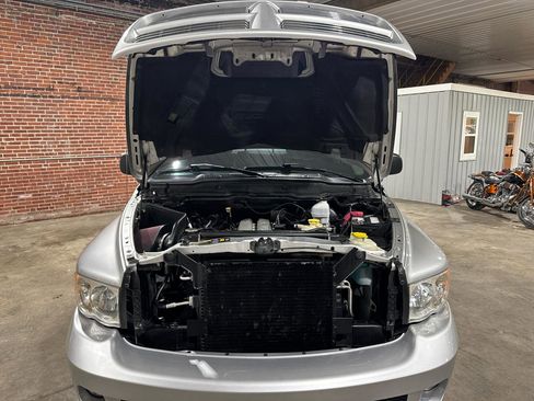 Used 2005 Dodge Ram 1500 Truck 2WD Quad Cab image 34