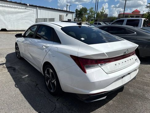 Used 2023 Hyundai Elantra Limited FWD image 6