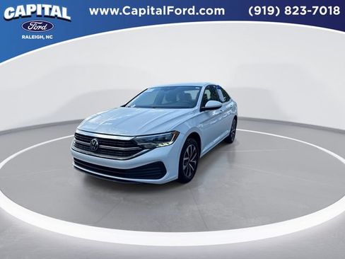 Used 2024 Volkswagen Jetta S FWD image 4