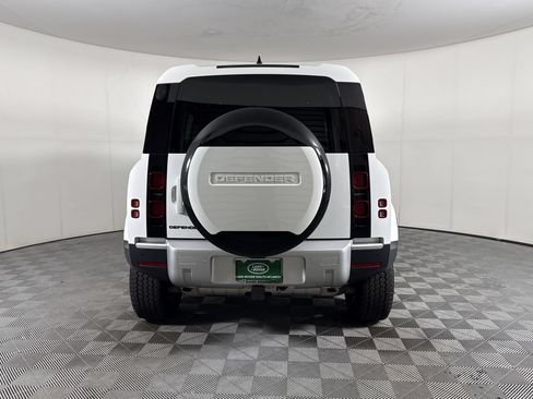 Used 2024 Land Rover Defender 110 S AWD/4WD image 10