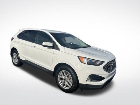 Used 2024 Ford Edge SEL image 7