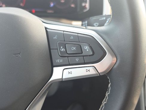 Certified 2023 Volkswagen Atlas Cross Sport SE AWD/4WD image 17