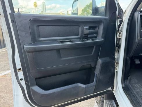 Used 2014 RAM 3500 Tradesman w/ Chrome Appearance Group AWD/4WD image 30