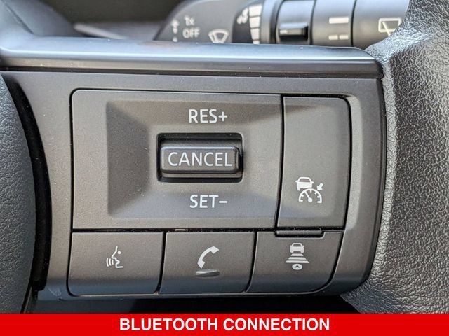 Certified 2025 Nissan Kicks SV AWD/4WD image 21