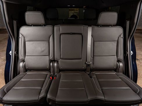 Used 2023 GMC Yukon Denali image 35