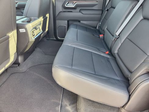 New 2026 GMC Sierra 2500 SLT w/ SLT Premium Package image 34