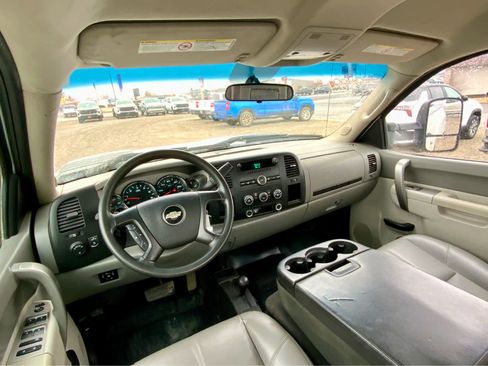 Used 2012 Chevrolet Silverado 3500 W/T image 28