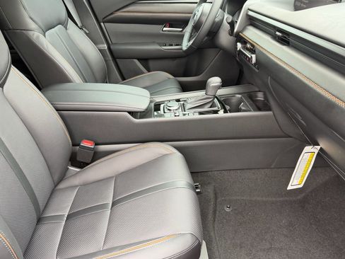 New 2026 MAZDA CX-50 AWD 2.5 Hybrid w/ Premium Pkg image 12