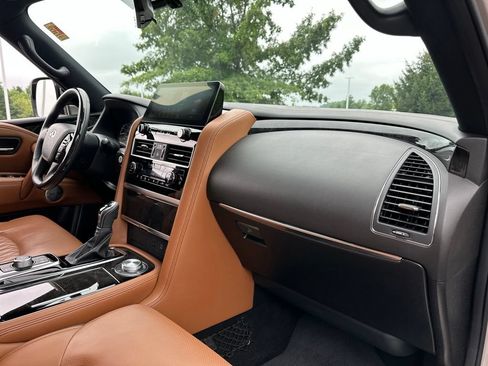 Used 2022 INFINITI QX80 Sensory w/ All-Season Package AWD/4WD image 25