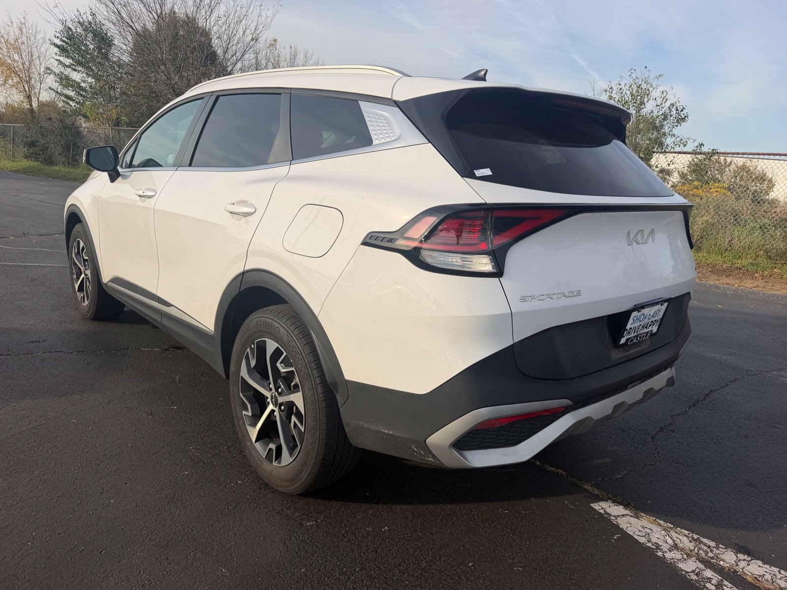 Used 2024 Kia Sportage EX AWD/4WD image 8