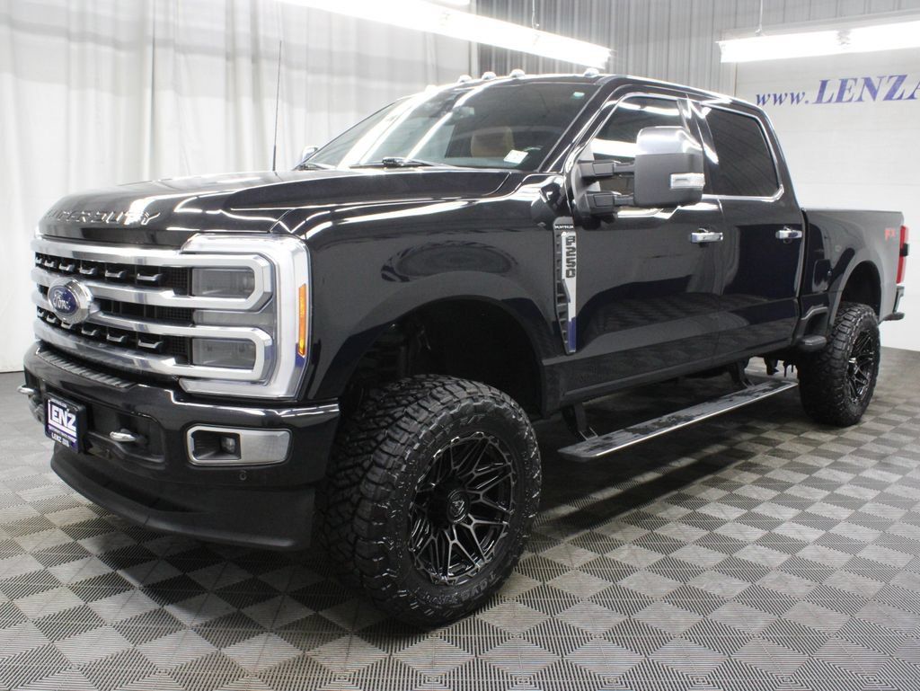 Used 2023 Ford F250 Platinum AWD/4WD image 9