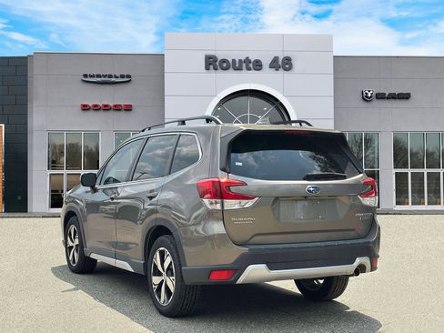 Used 2020 Subaru Forester Touring AWD/4WD image 4