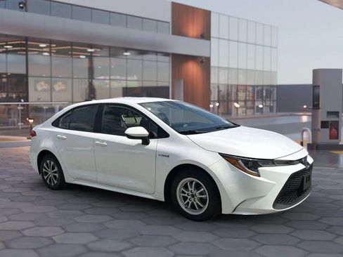 Used 2020 Toyota Corolla LE FWD image 21