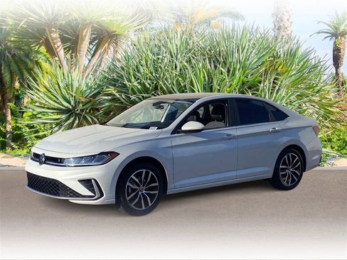 New 2026 Volkswagen Jetta SE image 1