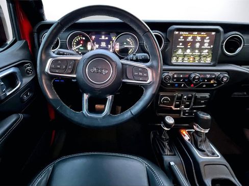 Used 2023 Jeep Wrangler Unlimited Sahara w/ Cold Weather Group image 10