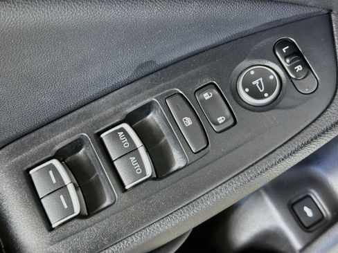 Used 2019 Honda Accord EX-L image 17