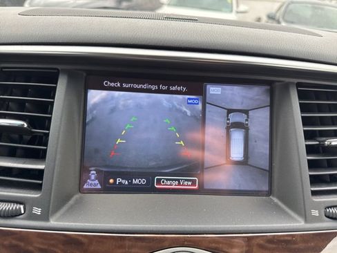 Used 2017 Nissan Armada Platinum w/ Captain Seat Package image 21