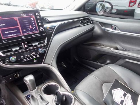Used 2023 Toyota Camry XSE image 21