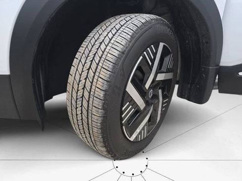 Used 2026 Nissan Kicks SV FWD image 38