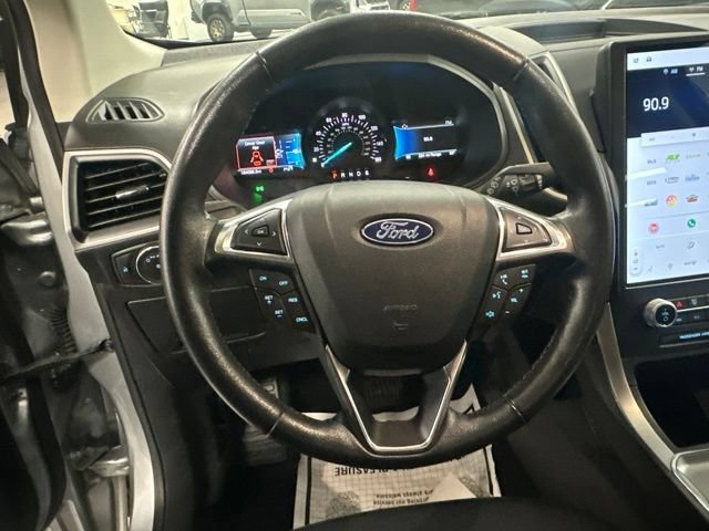 Used 2022 Ford Edge SEL AWD/4WD image 12