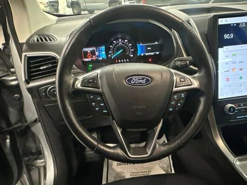 Used 2022 Ford Edge SEL AWD/4WD image 12