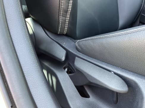 Used 2025 Toyota Camry SE FWD image 25