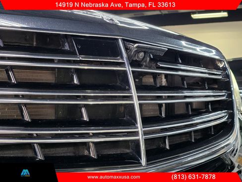 Used 2020 Mercedes-Benz S 560 Sedan image 4