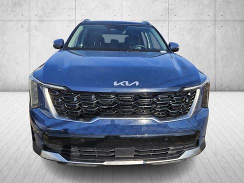 Used 2025 Kia Sorento S w/ Panoramic Sunroof Package image 2