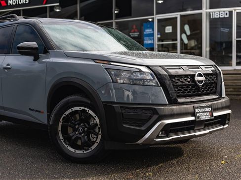 Used 2023 Nissan Pathfinder Rock Creek image 3