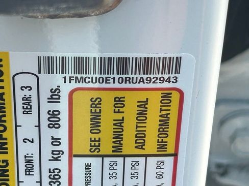 Certified 2024 Ford Escape SE w/ PHEV Premium Package image 45