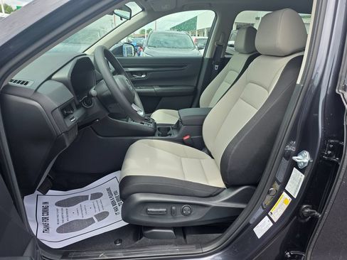 Used 2026 Honda CR-V EX image 9