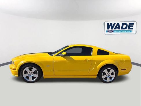 Used 2006 Ford Mustang GT RWD image 8