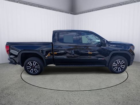 Certified 2023 GMC Sierra 1500 AT4 w/ AT4 Premium Package image 2