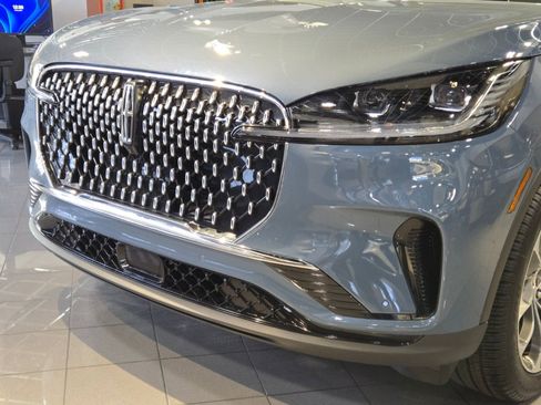 New 2026 Lincoln Aviator Reserve AWD/4WD image 8