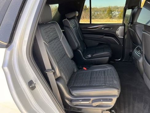 Used 2023 Cadillac Escalade Sport Platinum w/ LPO, Floor Liner Package image 32