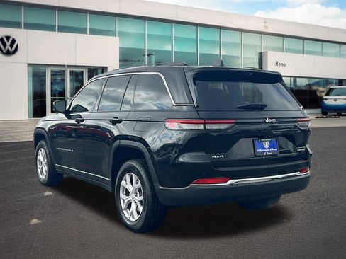 Used 2022 Jeep Grand Cherokee Limited w/ Luxury Tech Group II image 7