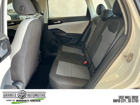 Used 2025 Volkswagen Taos S AWD/4WD image 26