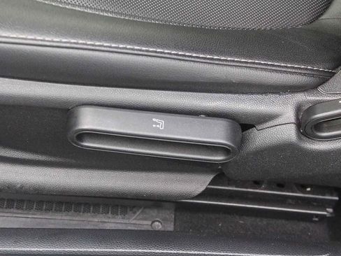 Used 2017 MINI Cooper 2-Door Hardtop FWD image 27
