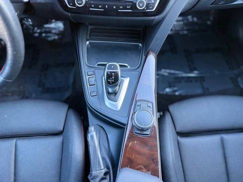 Used 2017 BMW 330i xDrive Sedan image 18